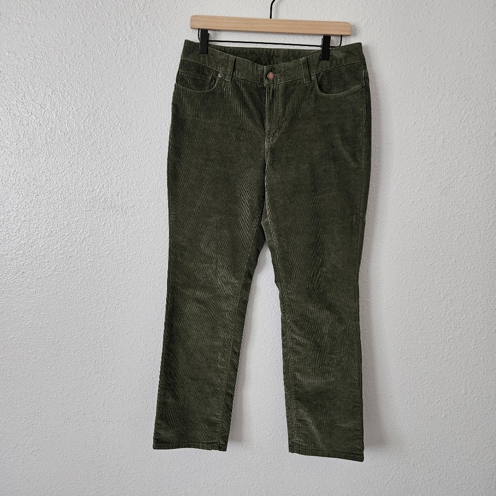 Corduroy Pants LL. Bean Olive green Size 8 Petite Favorite Fit Outdoors Classic